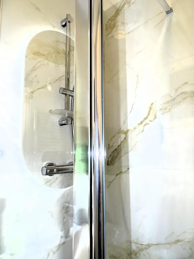 Augustins Fountain Studio Cosy Aix Centre Historique A 3 Minutes De Cours Mirabeau -Wifi-Smart Tv-Rue Calme Aix-en-Provence France