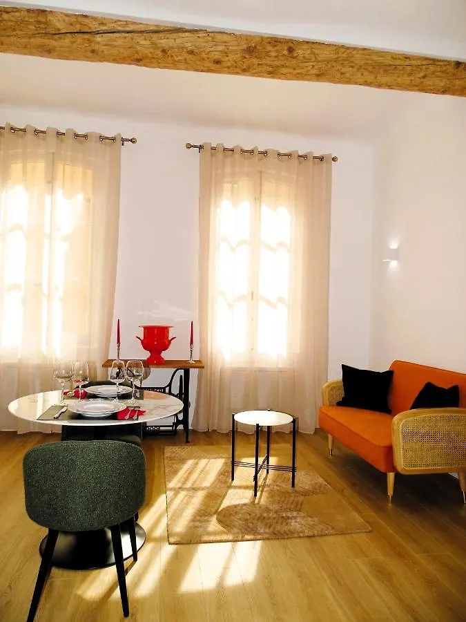 Augustins Fountain Studio Cosy Aix Centre Historique A 3 Minutes De Cours Mirabeau -Wifi-Smart Tv-Rue Calme Aix-en-Provence 0*,  France