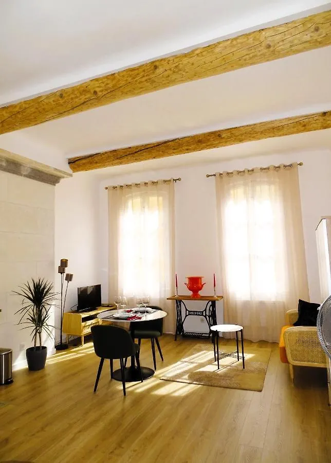 Augustins Fountain Studio: Cozy Historic Aix Center Retreat Aix-en-Provence