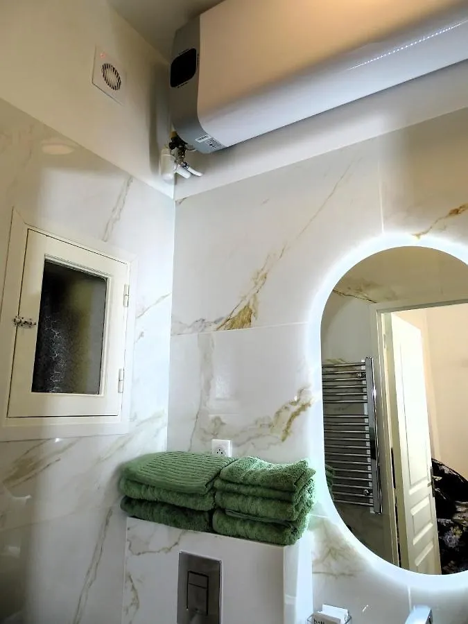 Apartment Augustins Fountain Studio: Cozy Historic Aix Center Retreat Aix-en-Provence